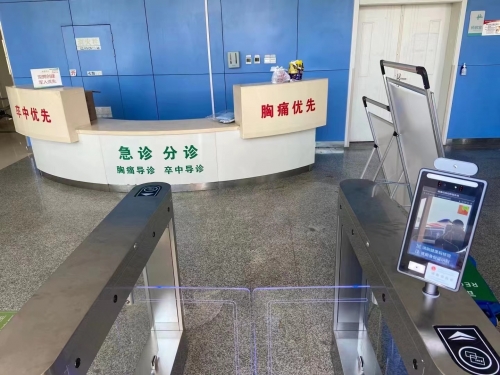安徽省郎溪縣中醫(yī)院，安康碼電子哨兵（小擺閘）智能通道管理系統(tǒng)。